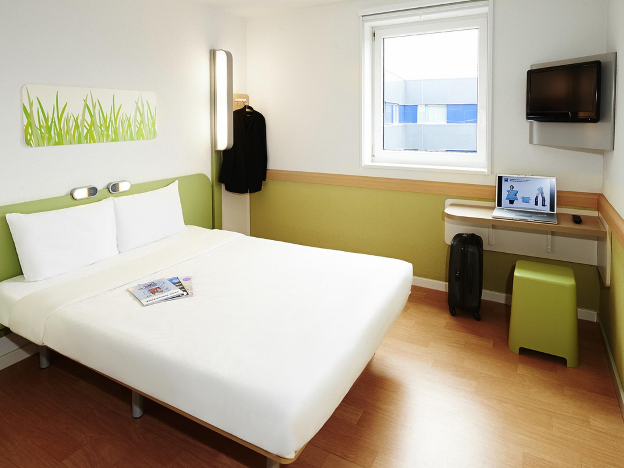 Ibis Budget Лерида Экстерьер фото